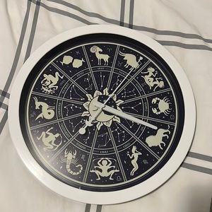 Zodiac clock